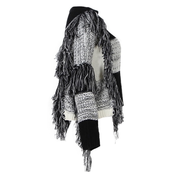 Patchwork Long Fringe Black & Gray Sweater - Picture 8 of 9